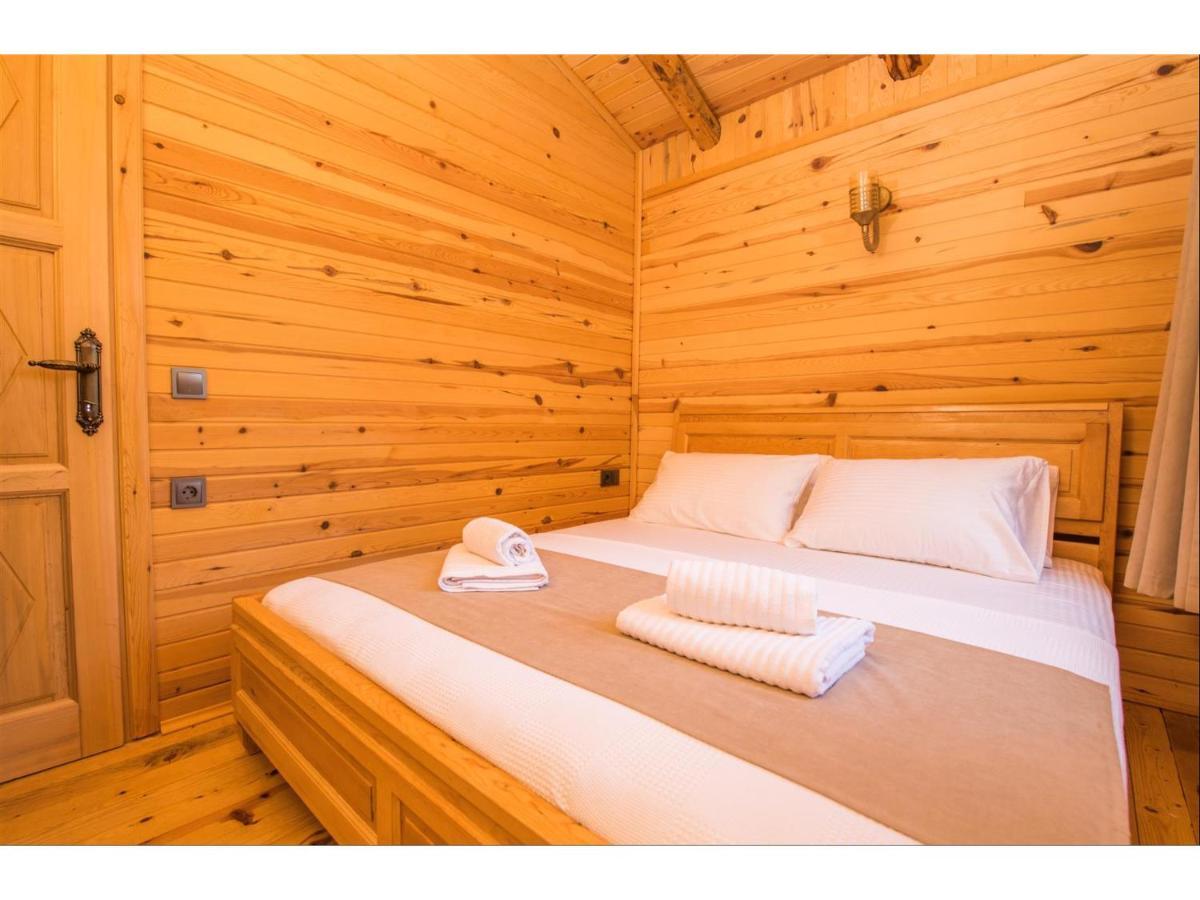 Doganin Ruhu Hotel & Bungalow Kaş Esterno foto