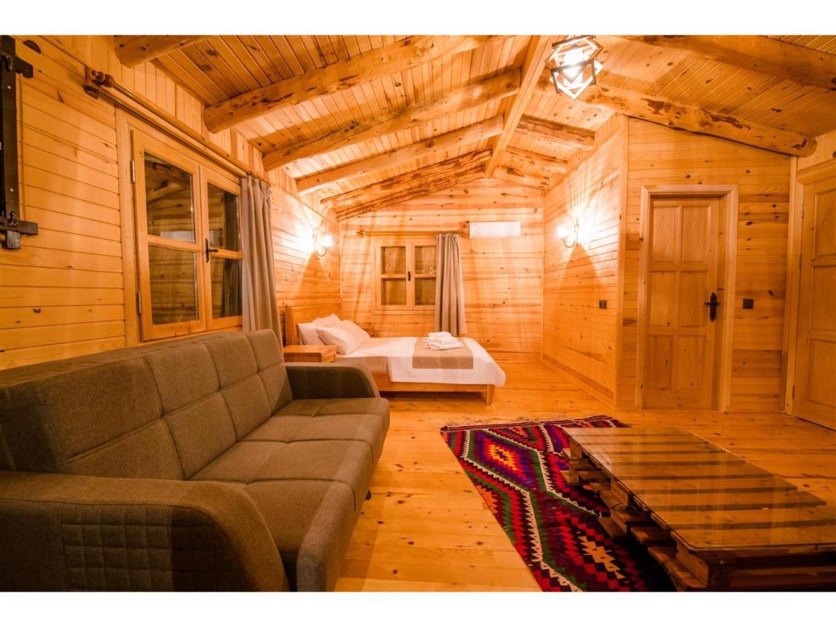 Doganin Ruhu Hotel & Bungalow Kaş Esterno foto