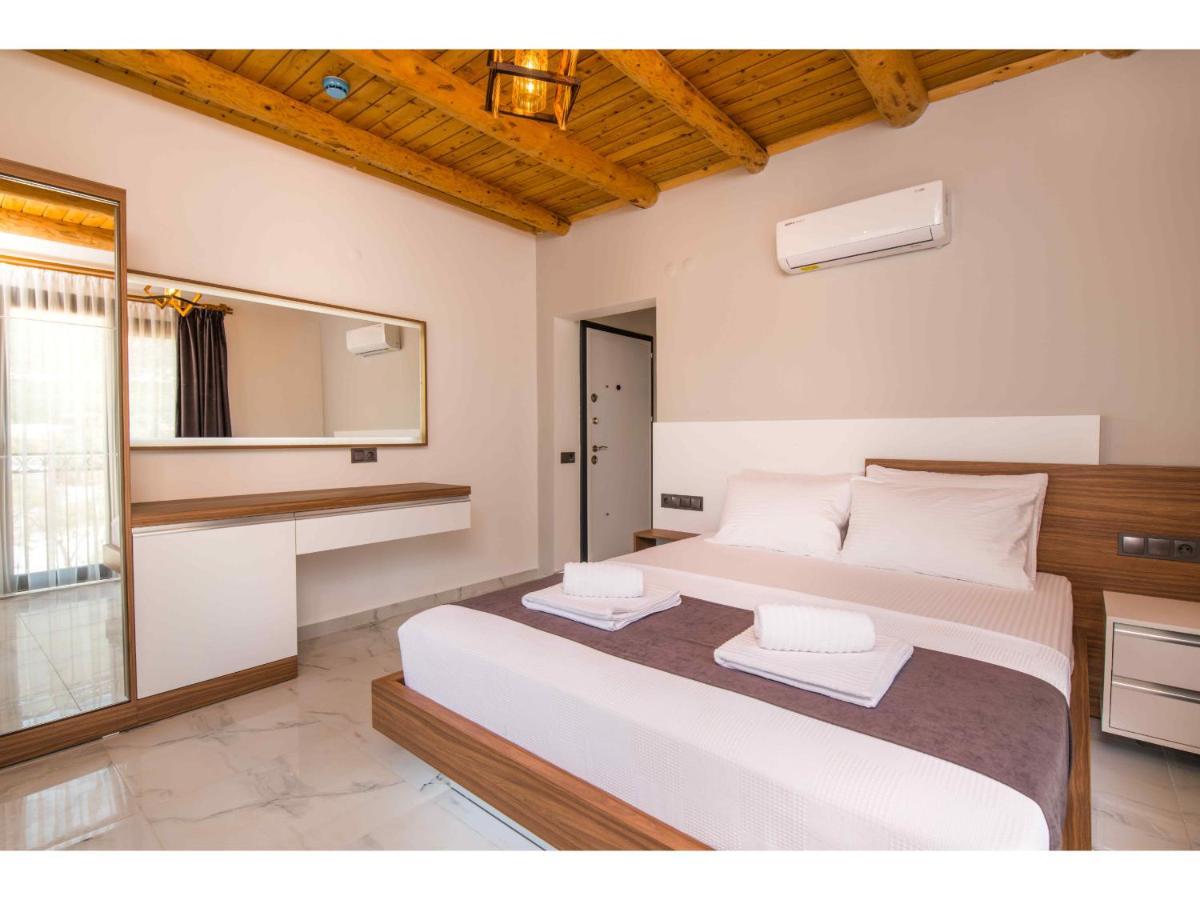Doganin Ruhu Hotel & Bungalow Kaş Esterno foto
