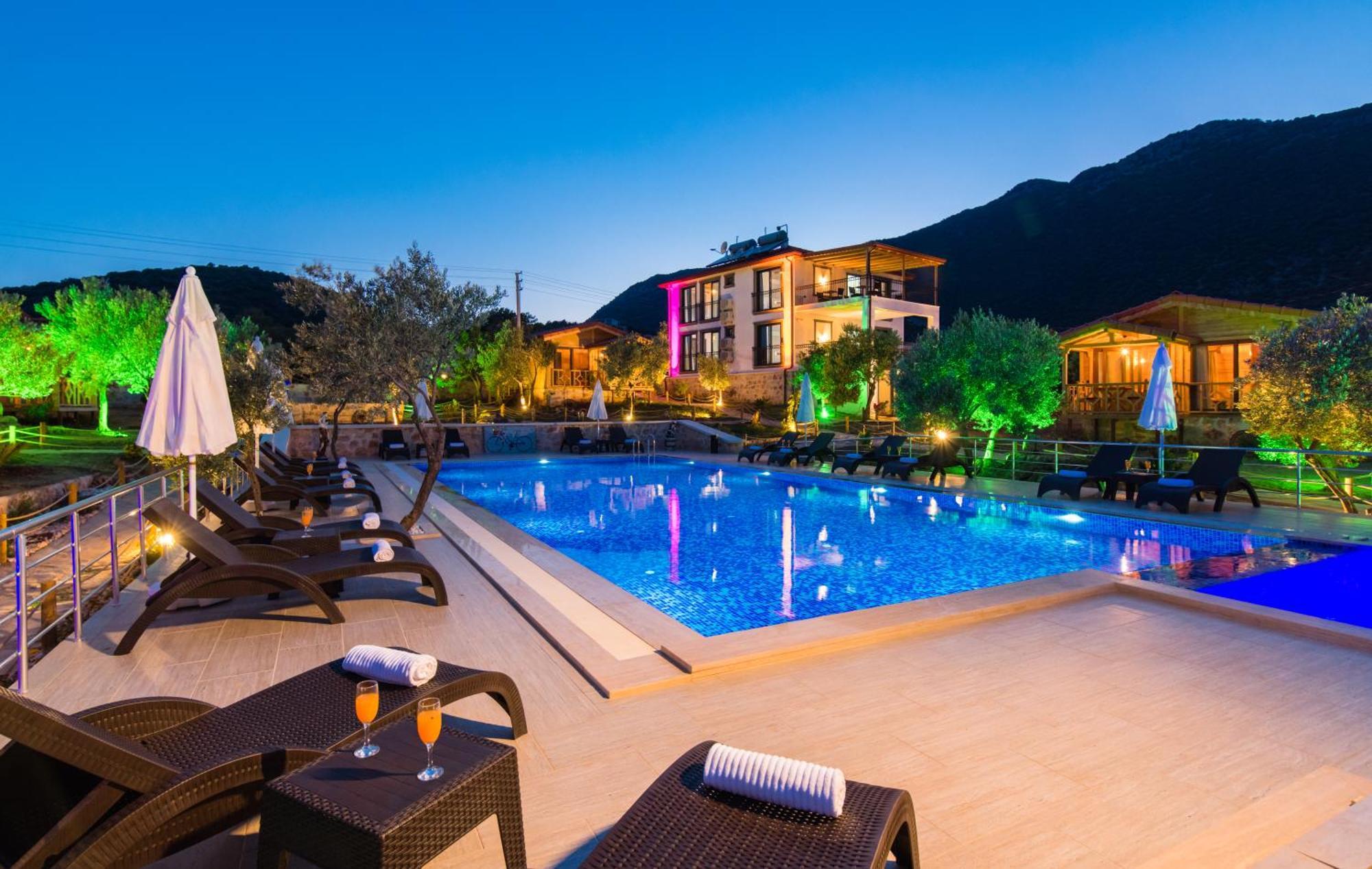Doganin Ruhu Hotel & Bungalow Kaş Esterno foto