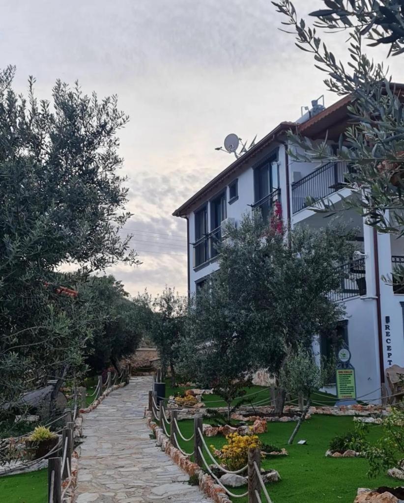 Doganin Ruhu Hotel & Bungalow Kaş Esterno foto
