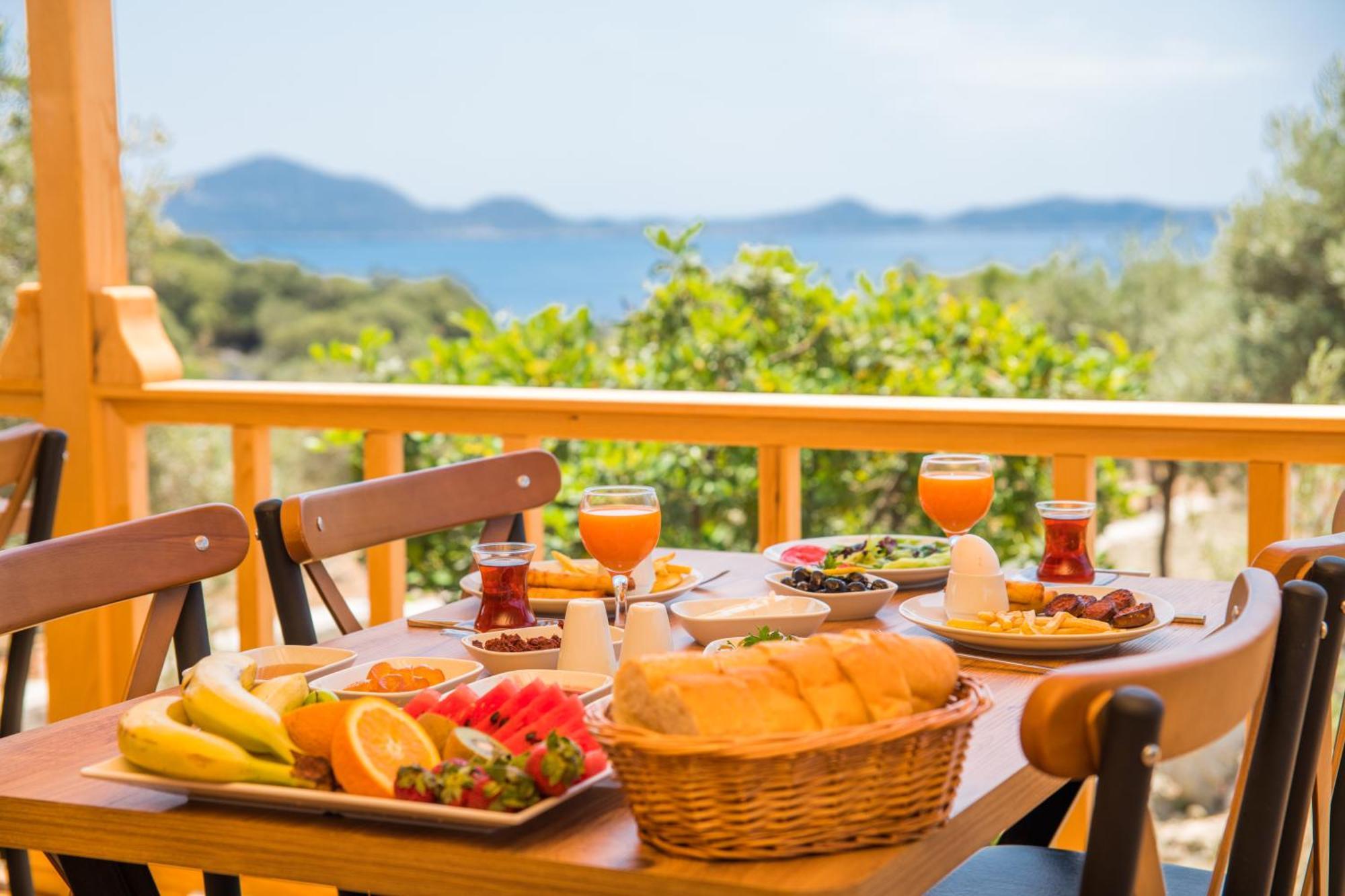 Doganin Ruhu Hotel & Bungalow Kaş Esterno foto